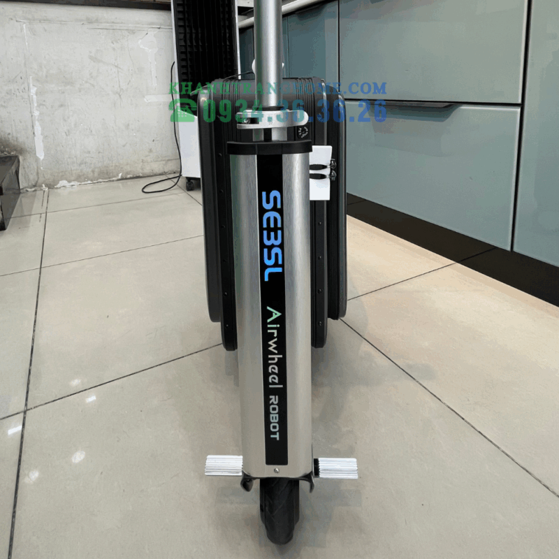 Vali điện Airwheel SE3SL màu đen - 33 Vali điện Airwheel SE3SL màu đen
