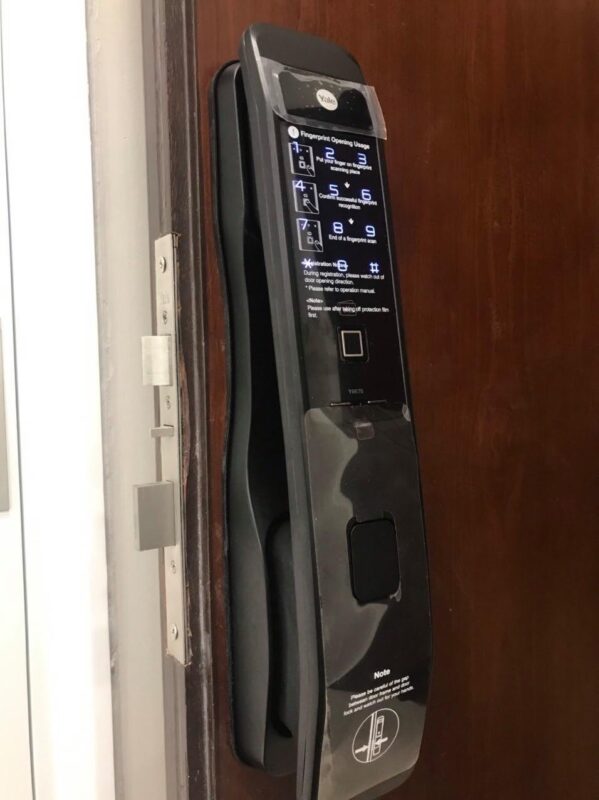 KHÓA ĐIỆN TỬ YALE YMI70A MB - 13 KHÓA ĐIỆN TỬ YALE YMI70A MB