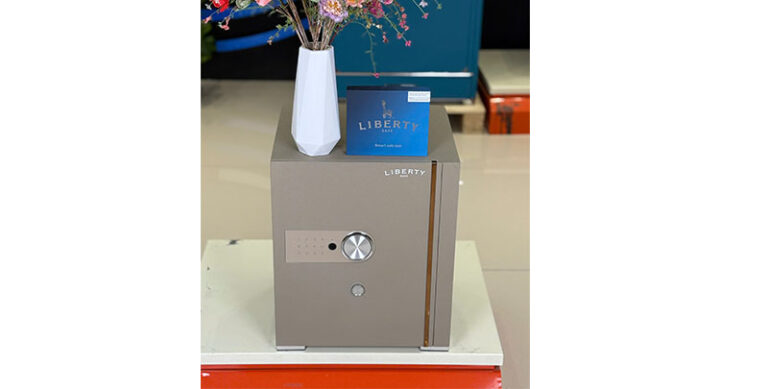 KÉT SẮT THÔNG MINH LIBERTY LB50 S9 PRO - 11 KÉT SẮT THÔNG MINH LIBERTY LB50 S9 PRO - 10