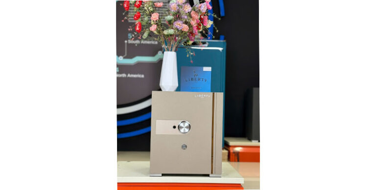 KÉT SẮT THÔNG MINH LIBERTY LB50 S9 PRO - 13 KÉT SẮT THÔNG MINH LIBERTY LB50 S9 PRO - 12